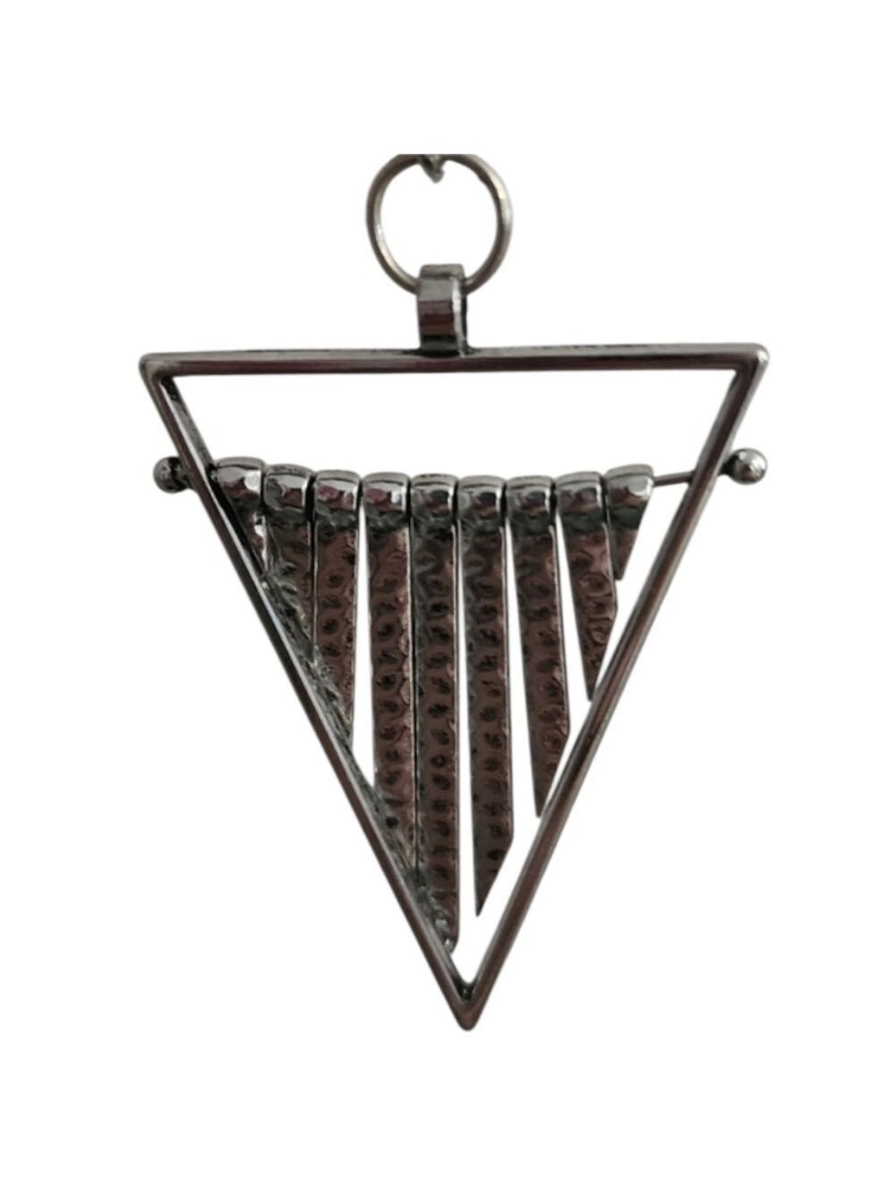 💥4 for $20💥Silvertone Triangle Pendant Necklace